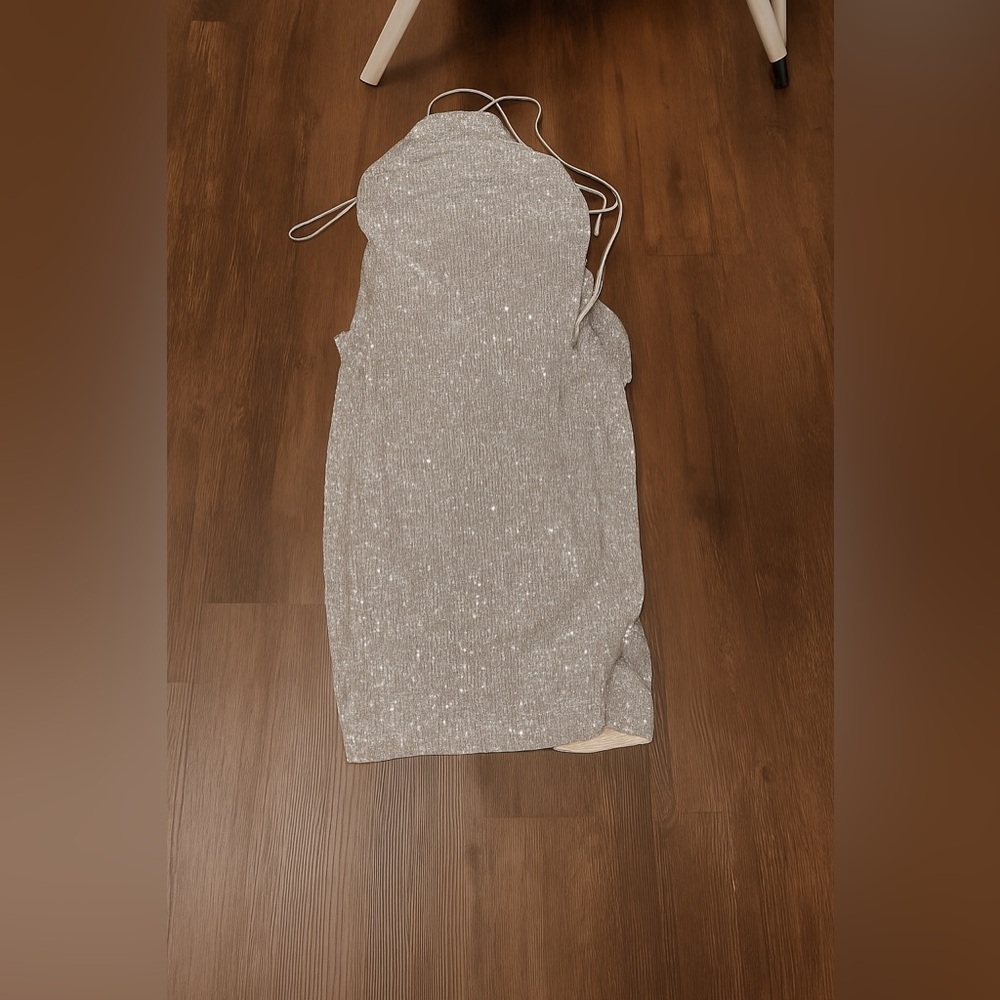 Alexia Admor Gold Sequin Halter Midi Dress - Picture 3 of 6